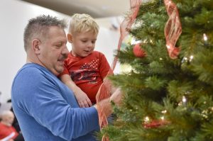 West Virginia Caring honors memories of loved ones with tree lighting ceremony